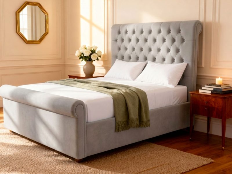 Blackthorn Upholstered ottoman bed